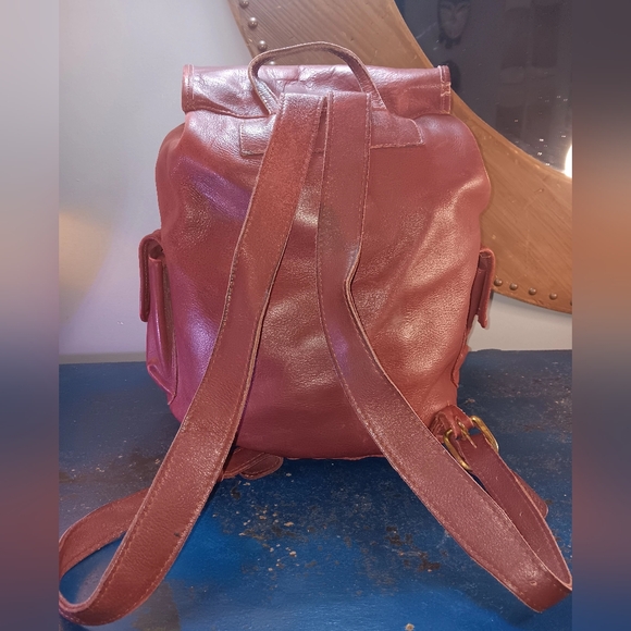 Leather Craft Leather backpack - Picture 3 of 6